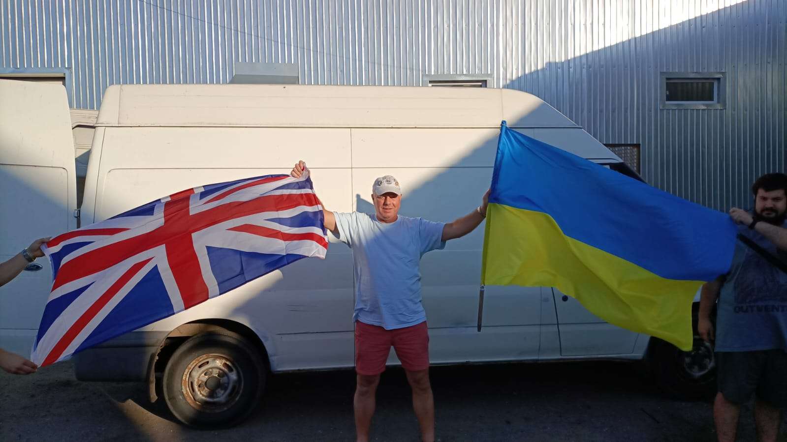UK & Ukraine Flag as D2SL Help Ukraine