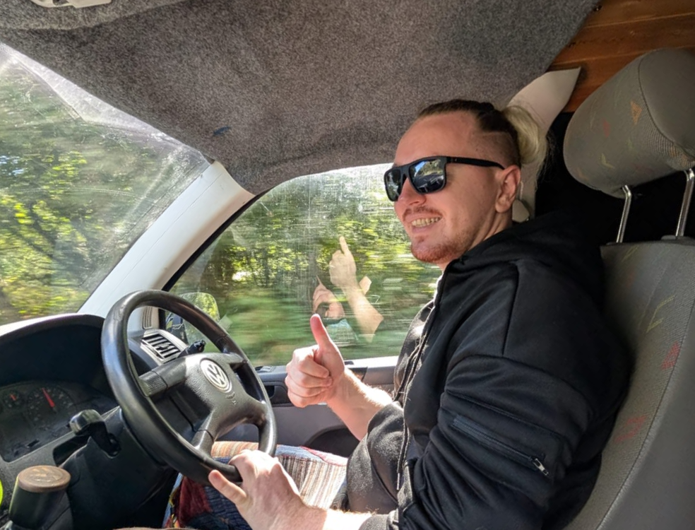Happy D2SL Driver Happy D2SL Driver Dribing To Ukraine With Aid